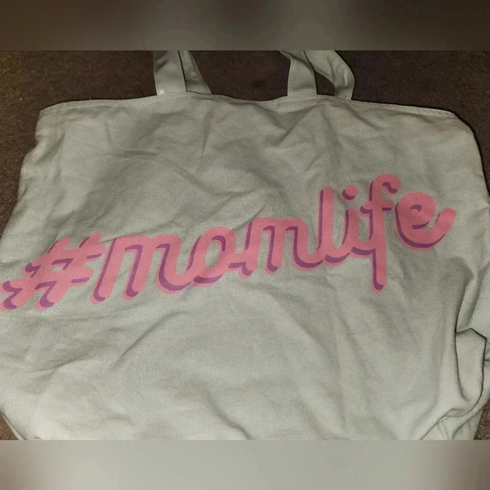 #momlife canvas mystery‎ tote